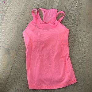 Lululemon pink tank